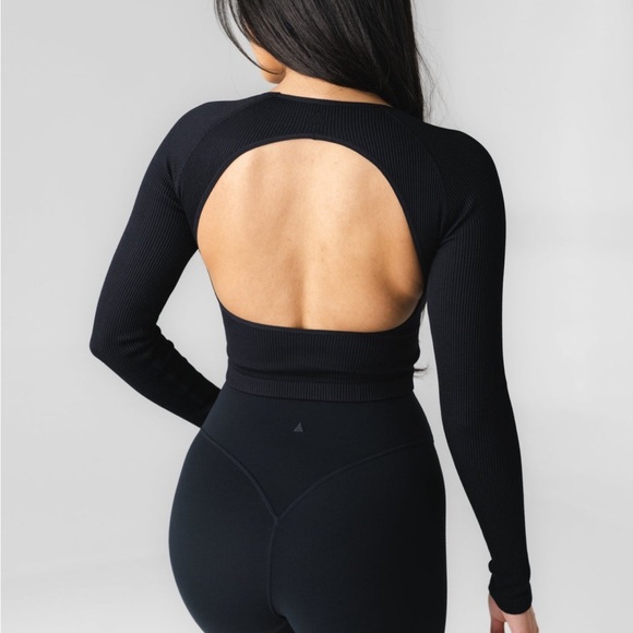 Balance Athletica | Vitality Synergy Open Back Long Sleeve - Picture 3 of 9